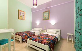 Ni-Mar Studios & Apartments